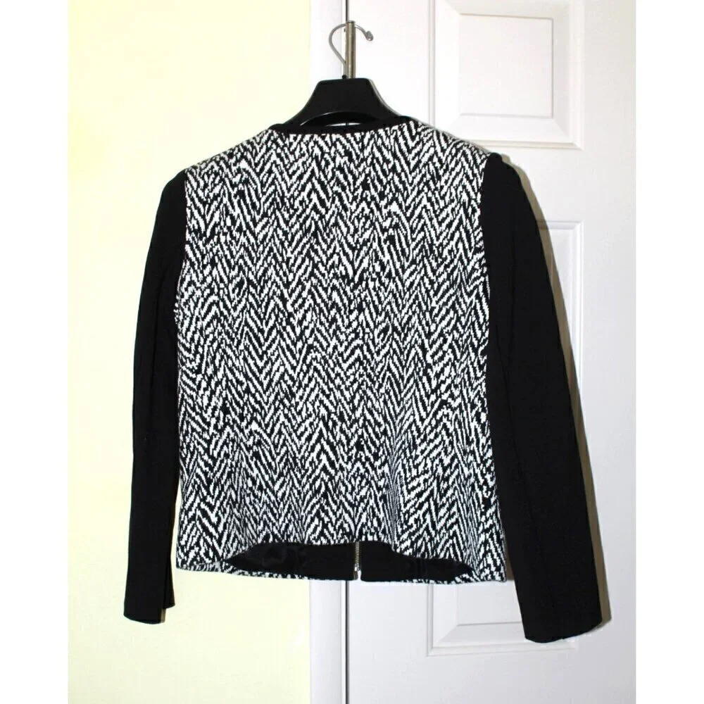 Talbots Black & white women's jackets zipper front Size 10P longs sleeve pockets